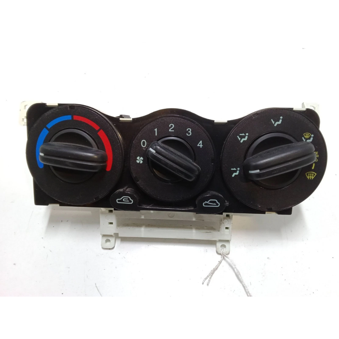 Mando Control Aire Acondicionado Hyundai Getz 2004-2012 972501C100 Usado