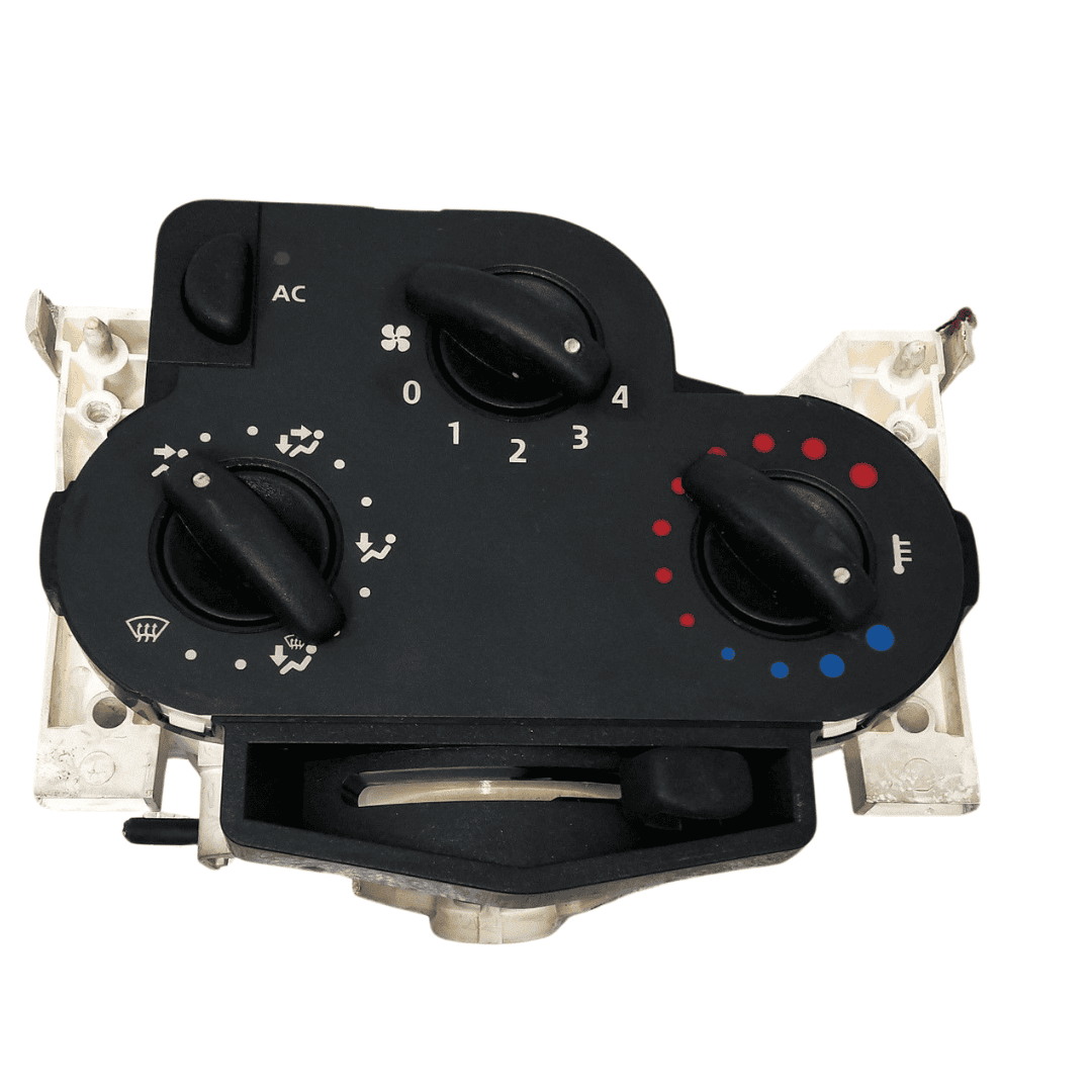 Mando de Aire Acondicionado Renault Logan 2005-2009 69577008 Usado